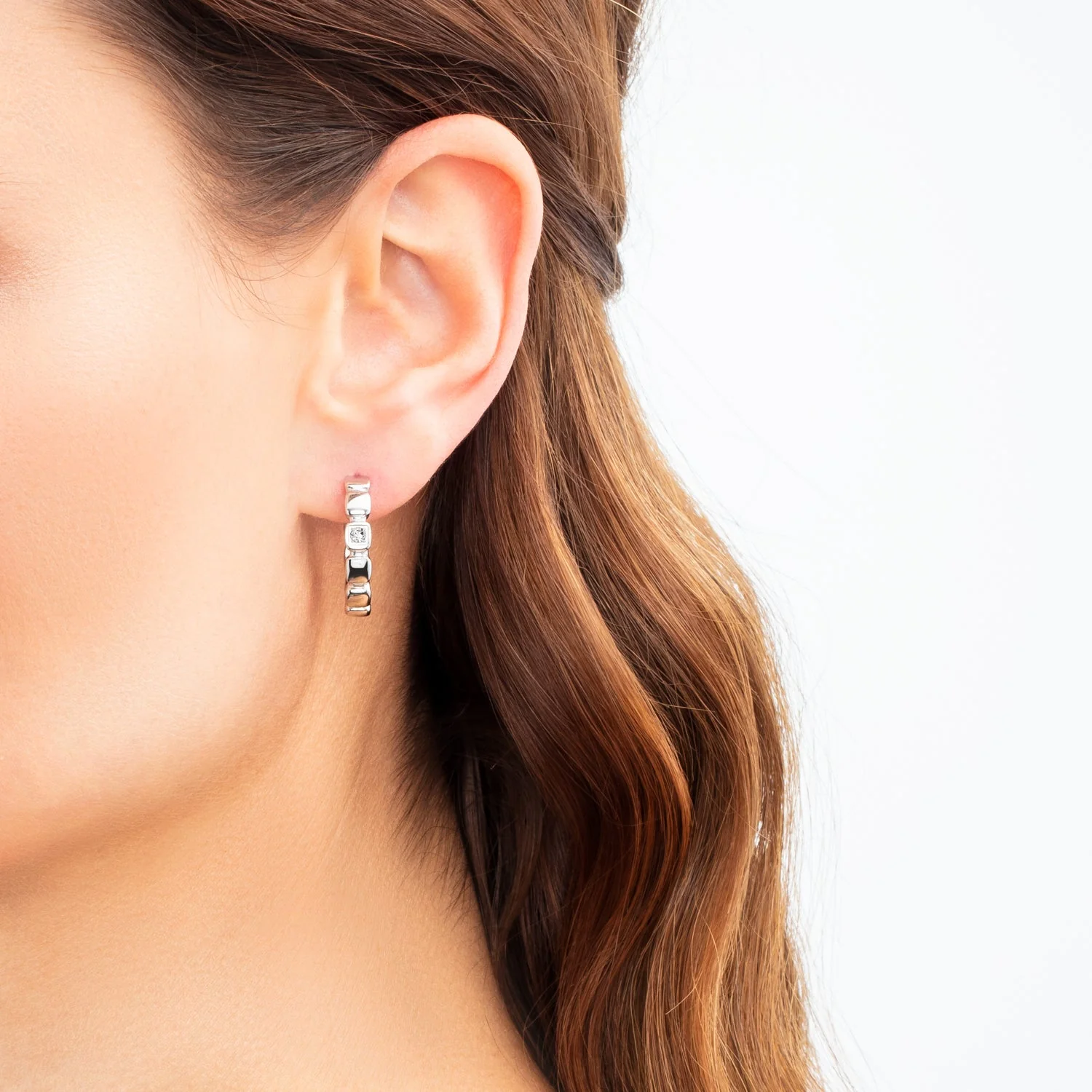 Earrings Hoops Soft Cube Circle Glow silver - Image 4