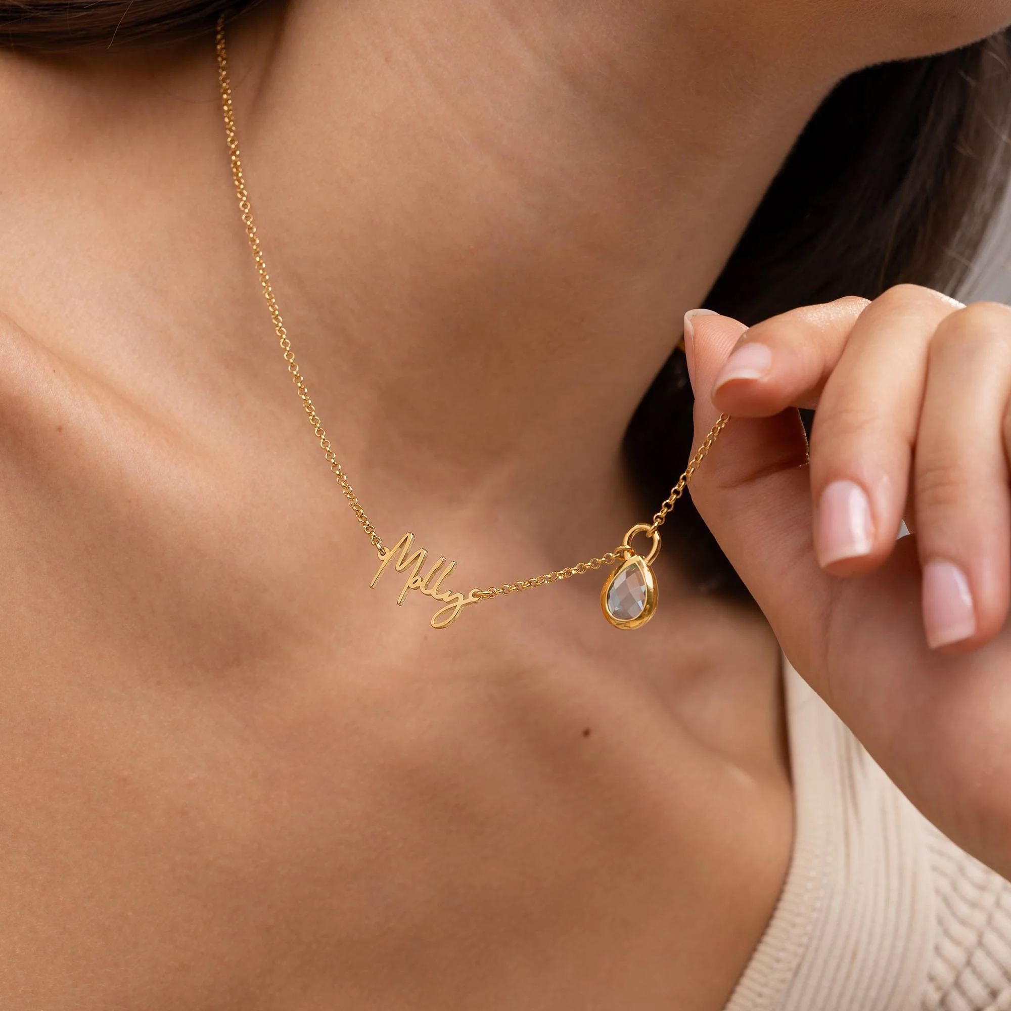 Annie Teardrop Name Necklace with Gemstones in 18K Gold Plating - Image 5