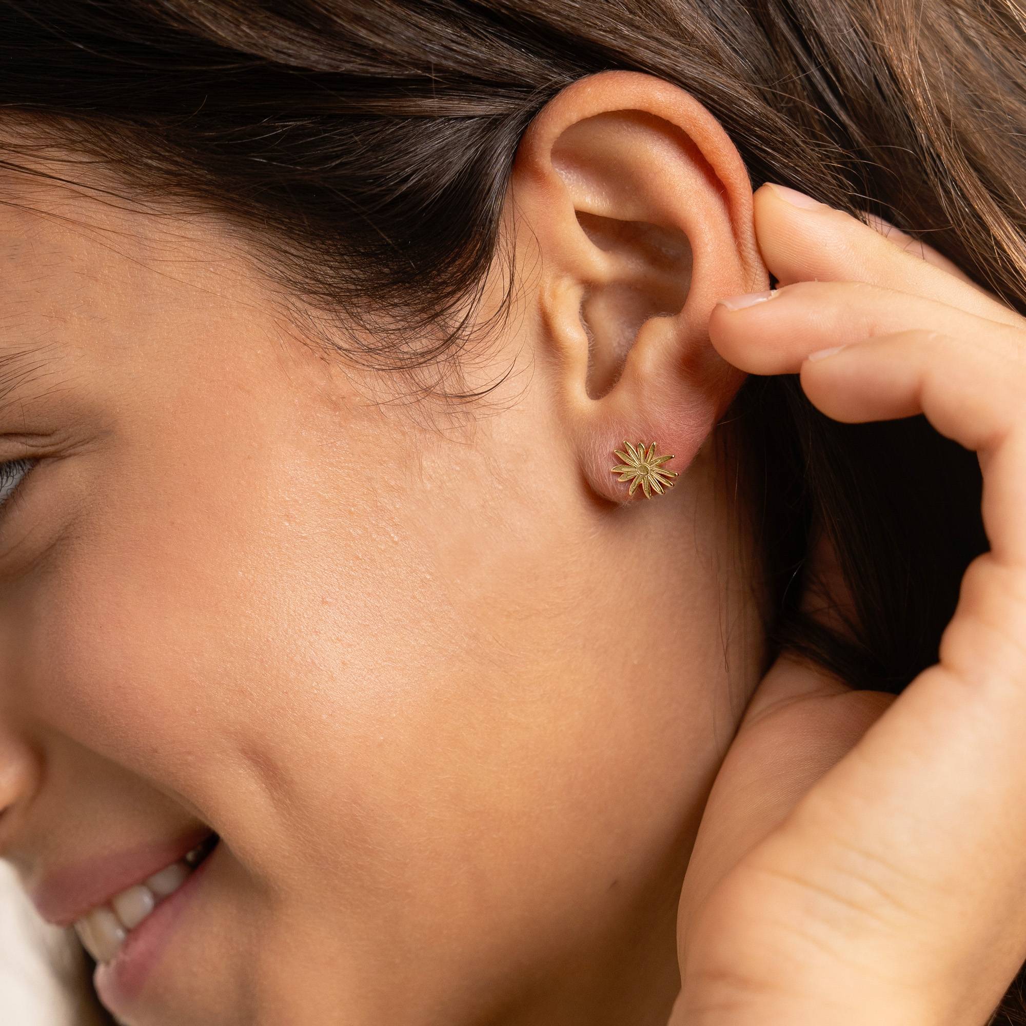 Blooming Birth Flower Stud Earrings in 18K Gold Vermeil - Image 3