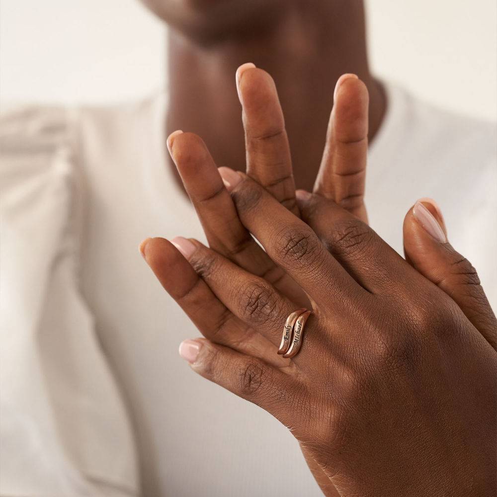Stackable Wavy Name Ring in Rose Gold Plating - Image 7